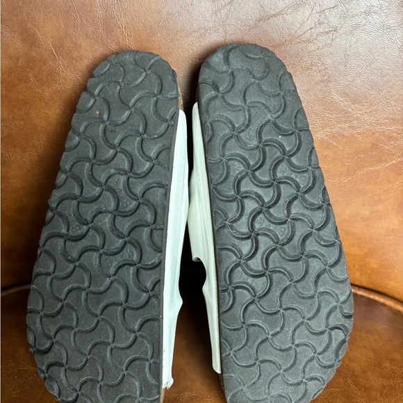 Birkenstock Arizona Patent Leather White Slide Sandals Vacation Preppy size 37 - Picture 8 of 10